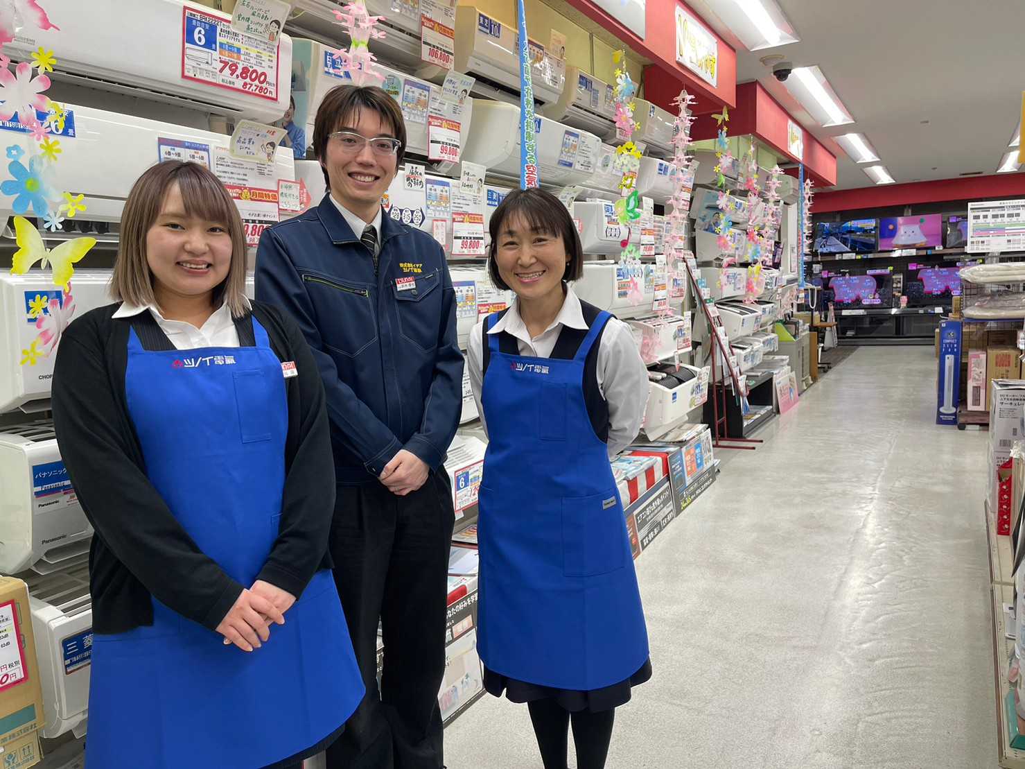 家電販売を中心に修理や店舗コーナーの管理など、幅広くお任せします。